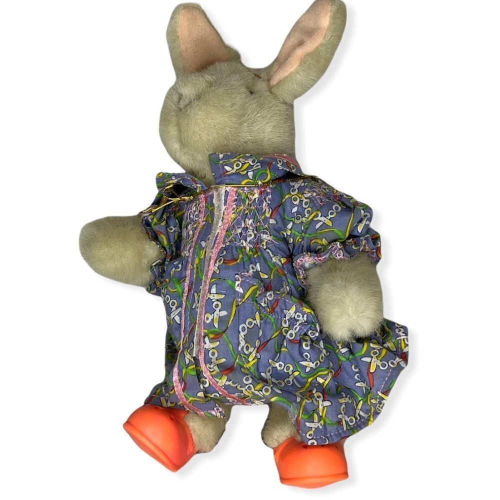 Vintage 1993 Hoppy‎ Vanderhare The Sewing Lesson nwt